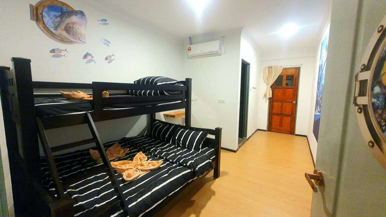 The Ship Guesthouse Room เซมปอร์นา ภายนอก รูปภาพ